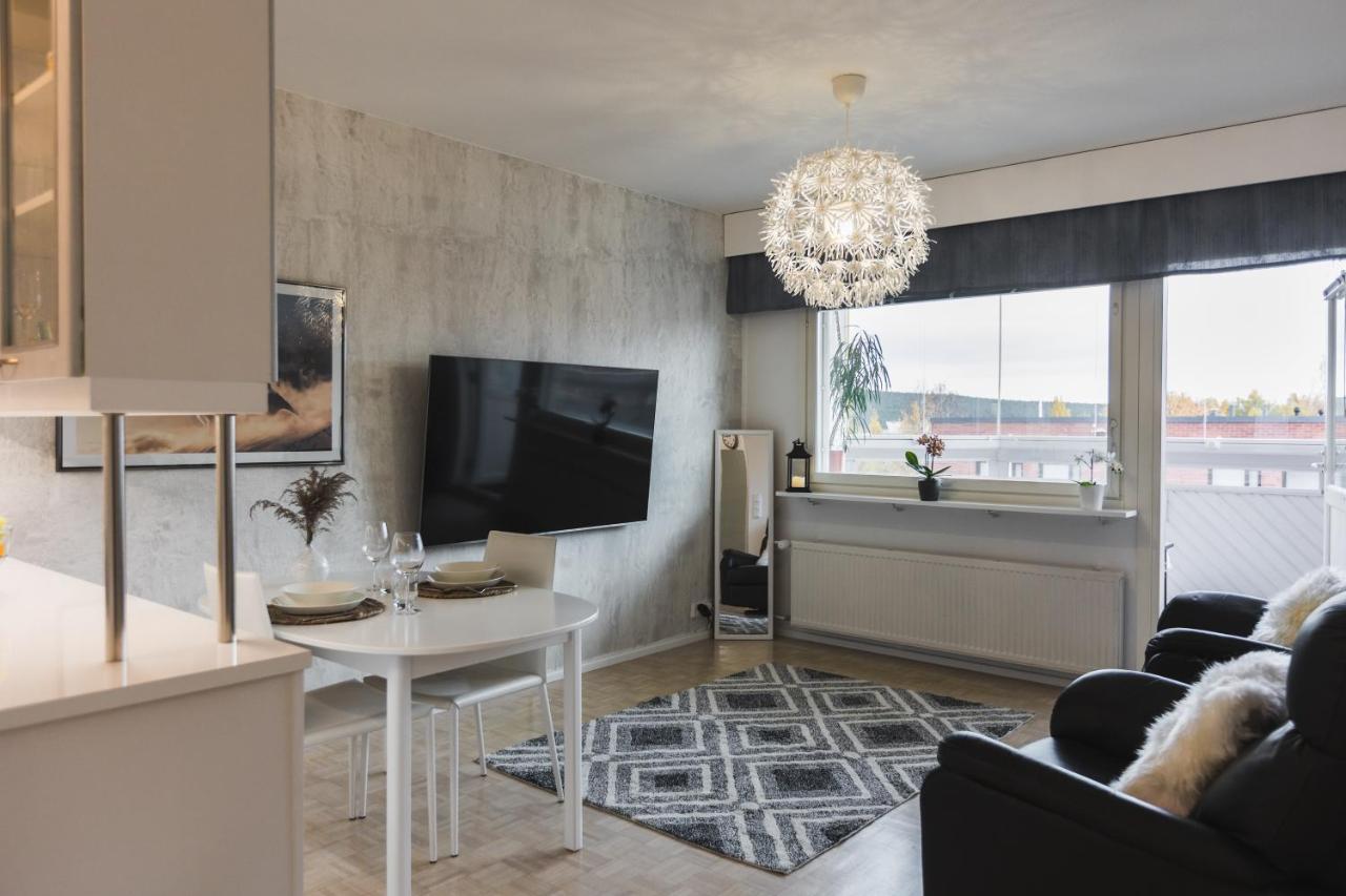 Penthouse With Sauna - King Size Bed - Free Wifi! Rovaniemi Exterior photo